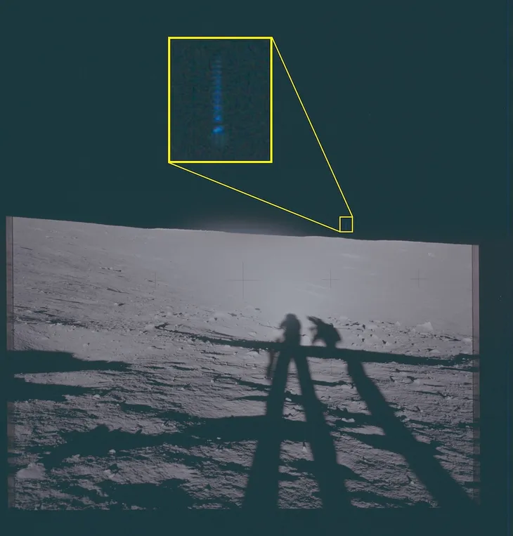 Esta fotografía de archivo muestra la superficie lunar vista desde el sitio de alunizaje del Apollo 12.