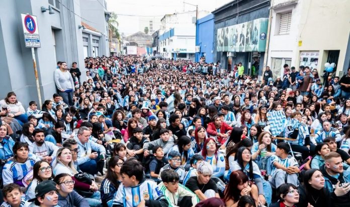 El Mundial movió caja en Paraná, pero 120 negocios ya cerraron