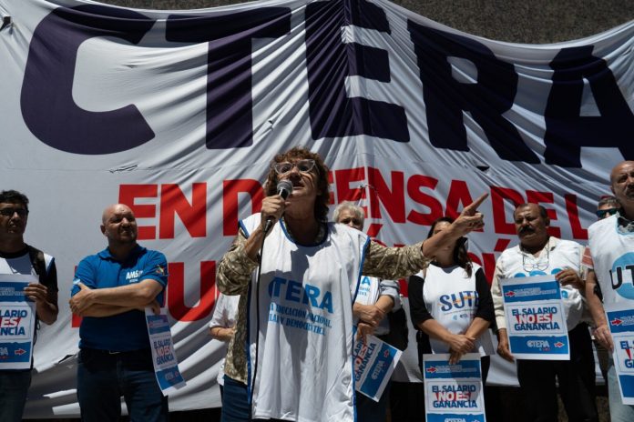 Paro docente nacional el lunes 3: CTERA exige paritaria y el FONID