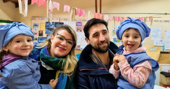 Vacaciones soñadas y un choque fatal: murieron un docente y su hija melliza
