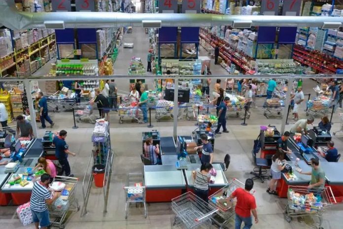 La inflación mayorista bajó a 1,1% en junio y acumula 33,7% en un año