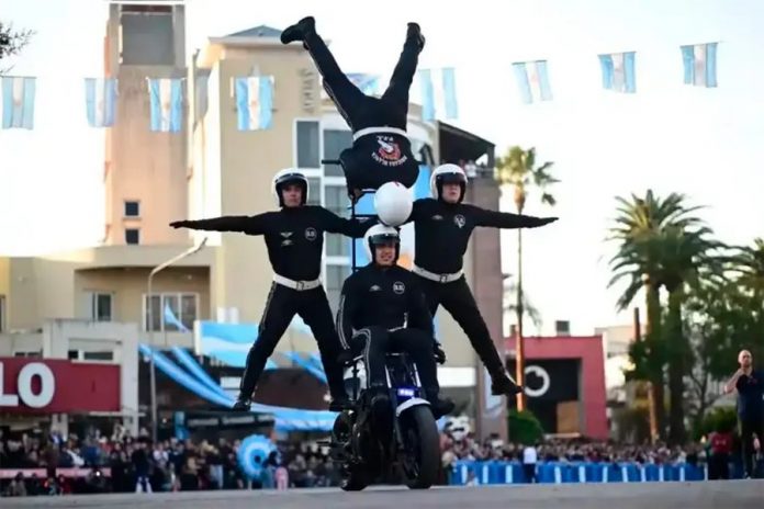 Gualeguaychú festejó el 9 de Julio con desfile en la costanera