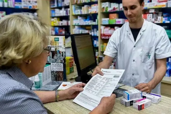 PAMI: qué medicamentos siguen gratis para jubilados en julio