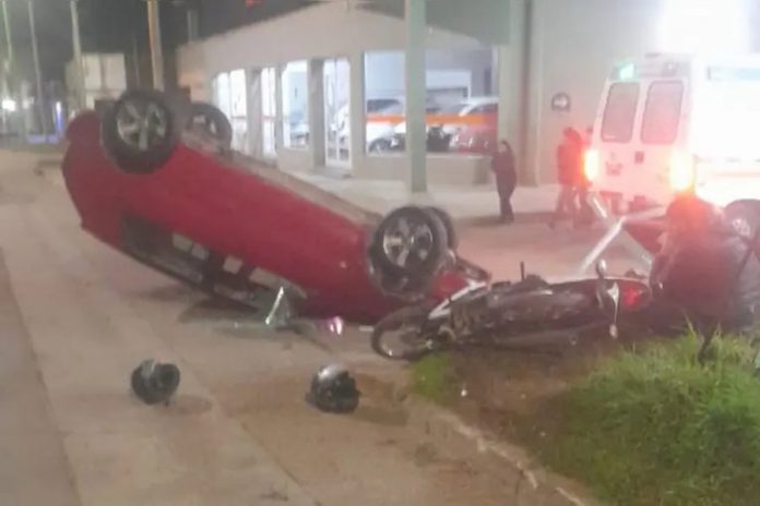 Choque en Gualeguaychú: dos jóvenes hospitalizadas tras perder el control un auto