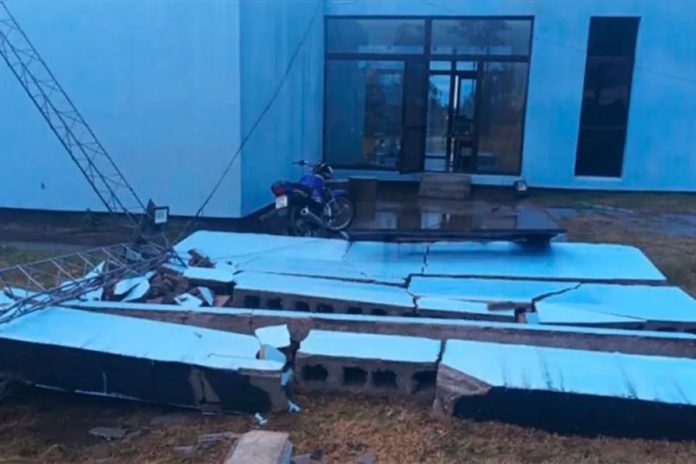 Temporal en Salto, Uruguay: una mujer murió por chapas y miles sin luz
