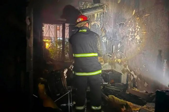 Incendio destruyó una habitación en Paraná: piden cuidado con la calefacción