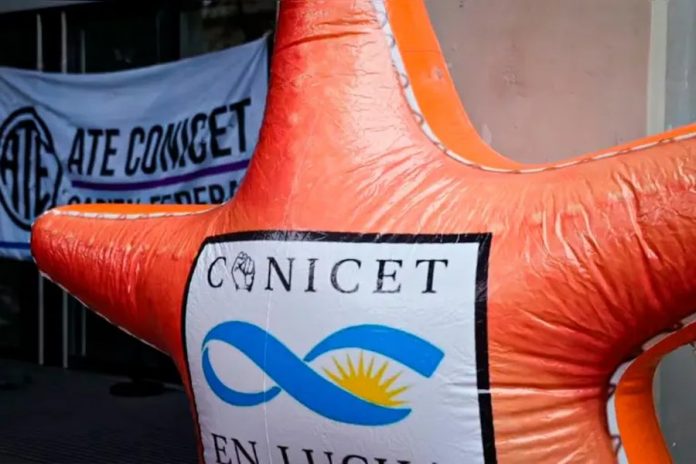 25 premios Nobel y 2.600 científicos piden frenar el ajuste en la ciencia argentina