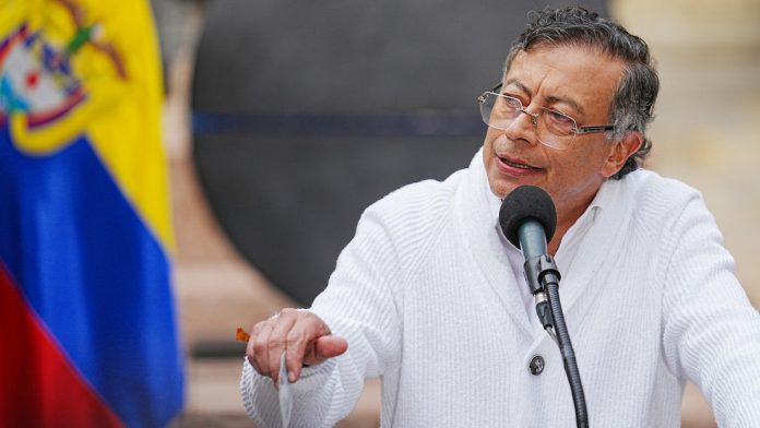 Colombia: Petro veta los cuarteles para la asunción de su sucesor