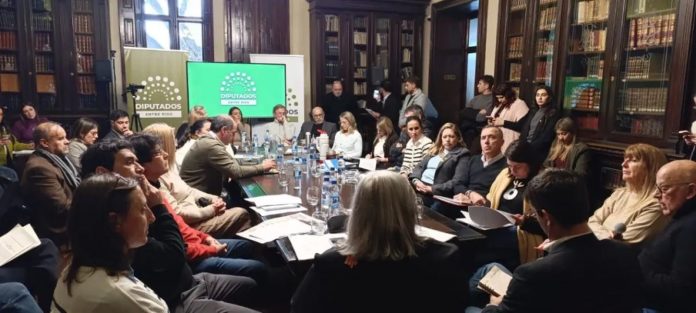 Reforma previsional entrerriana: gremios en contra y el oficialismo con los votos