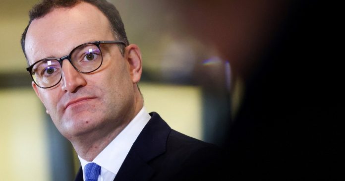 El escándalo que sacudió a la CDU: Spahn renunció por tener un hijo por vientre de alquiler