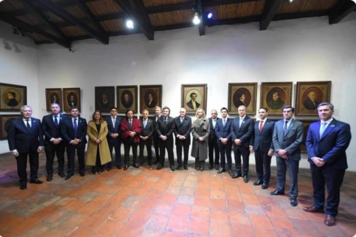 9 de Julio en Tucumán: Frigerio renovó el espíritu de 1816 junto a Milei