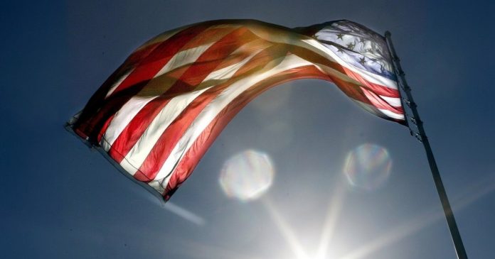 Blanche cancela el fondo de USD 1.800 M para aliados de Trump