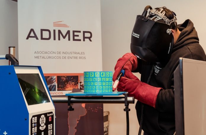 ADIMER capacita metalúrgicos entrerrianos con realidad aumentada