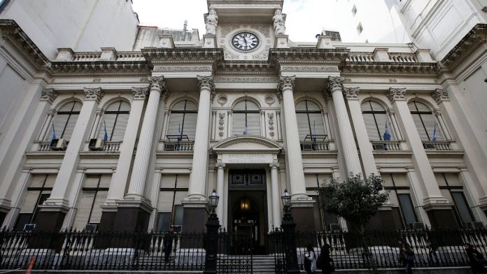 Tres universidades debaten la reforma del Banco Central el viernes 21