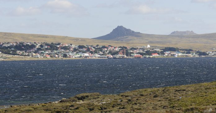 Un funcionario de Milei cruzó a una ministra inglesa por Malvinas: 