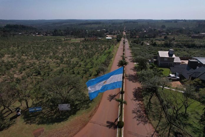 Milei cedió: retiró el capítulo de tierras para salvar la ley de propiedad