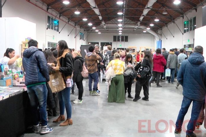 Paraná Lee arranca con más de 100 actividades y autores de todo el país