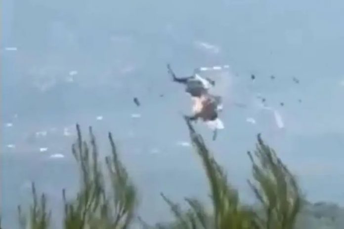 Choque de helicópteros contra incendios en Grecia dejó dos muertos