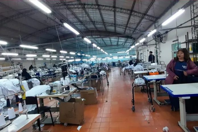 Despidieron a 80 operarios por WhatsApp en una textil histórica de Catamarca