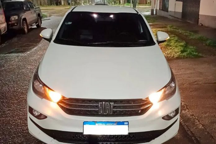 Allanamiento en Paraná por robo a comerciante de Victoria: secuestraron un auto y celulares