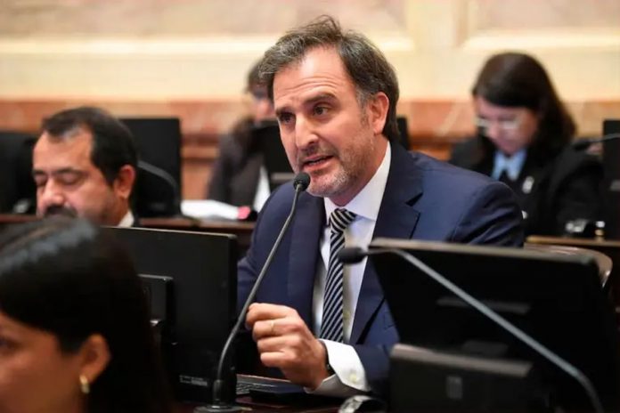 Benegas Lynch rechazó la acusación de conflicto de interés en la ley de propiedad privada
