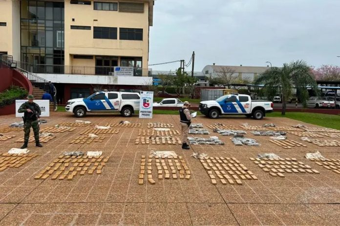 Más de una tonelada de marihuana: la lancha desde Paraguay y la cámara que lo vio todo