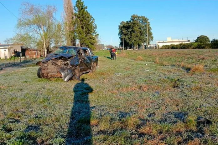 Murió un exfutbolista entrerriano al volcar su camioneta en Carbó