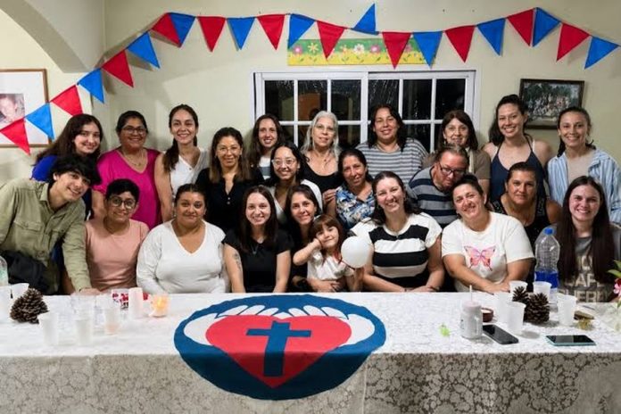 150 alumnos del Salvador hacen voluntariado en seis barrios de Concordia