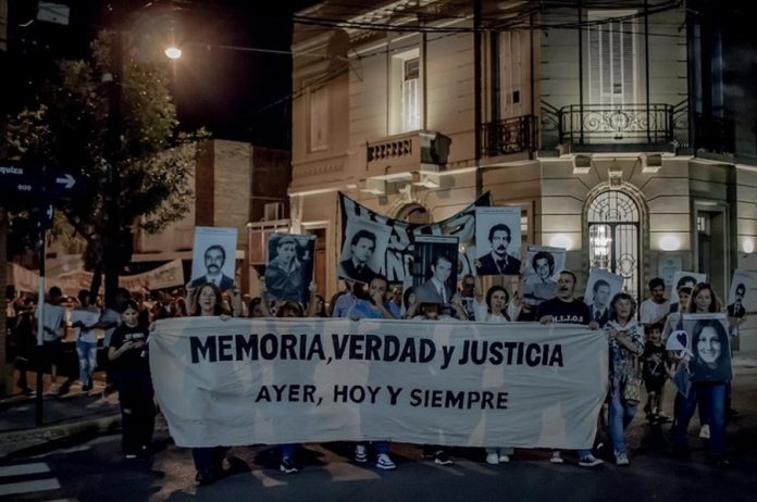 Vuelve el cartel del Sitio de Memoria al Regimiento de Concordia