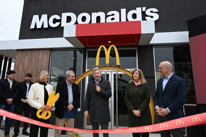 McDonald's abrió su segundo local en Paraná con inversión de US$ 1 millón