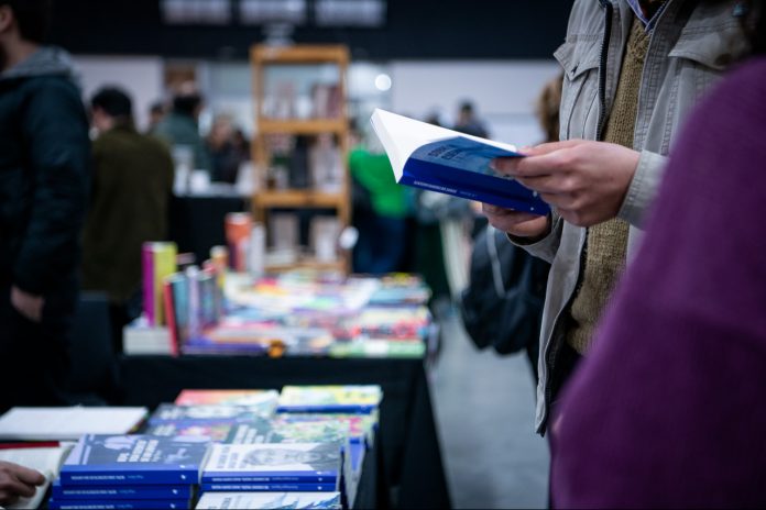 Paraná Lee: 137 millones en libros y 14 mil visitas en cuatro días