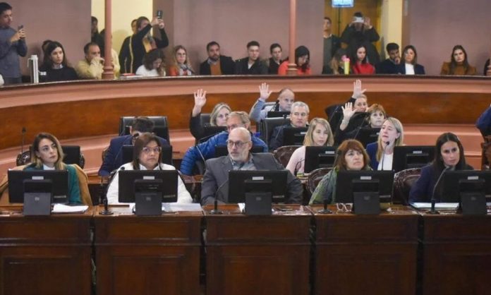 PJ quiere interpelar a Berisso por Teknofood en comedores escolares