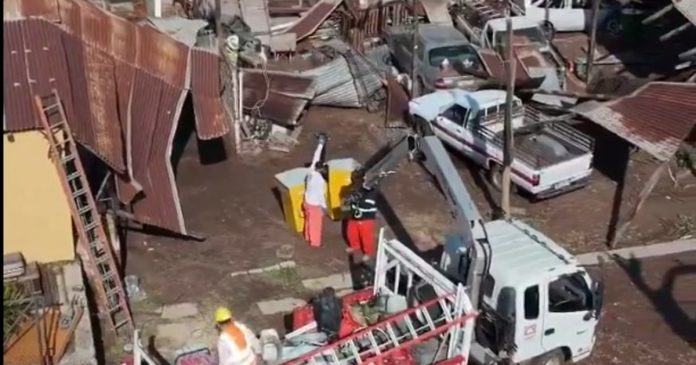 Uruguay declaró alerta roja por ciclón extratropical: un muerto y 32.000 hogares sin luz