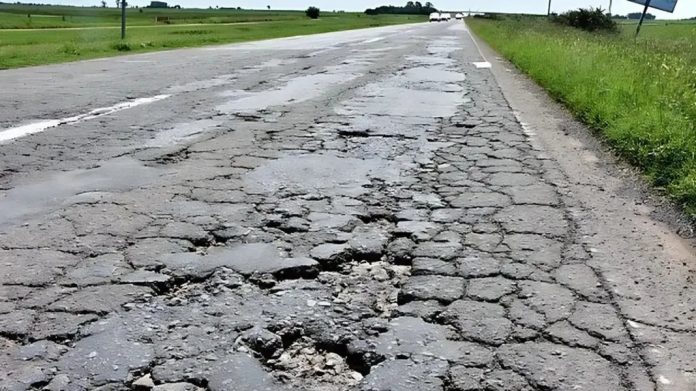 Rutas rotas y plata parada: el duro reclamo al gobernador Frigerio