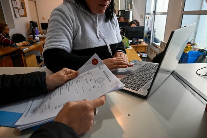 Paraná moderniza habilitaciones: más rápido, digital y con QR