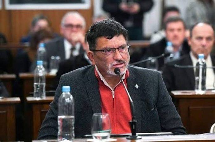 La réplica al «con los chicos no» de Osuna: la voz del oficialismo