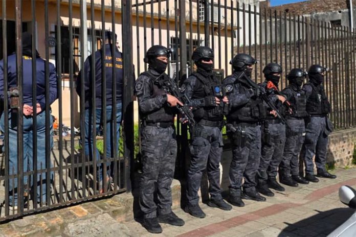 Banda de asaltantes desarticulada en Concordia: un militar retirado, entre los detenidos