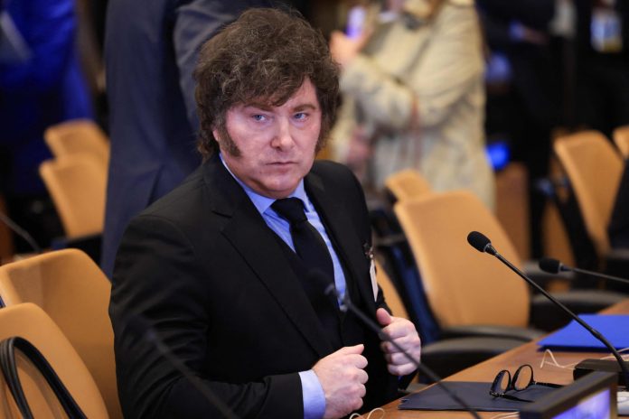 La confianza en el gobierno volvió al piso de la gestión Milei