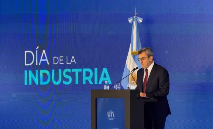 La UIA alerta por la caída industrial y pide alivio fiscal para las pymes