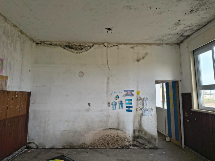Quien repara la Alberdi? Dos meses sin clases en La Criolla