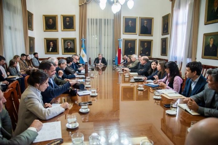 Entre Ríos lanza su primer concurso público abierto para el Ejecutivo