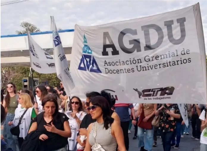 Paro de 48 o 72 horas: la universidad nacional avanza hacia la marcha federal
