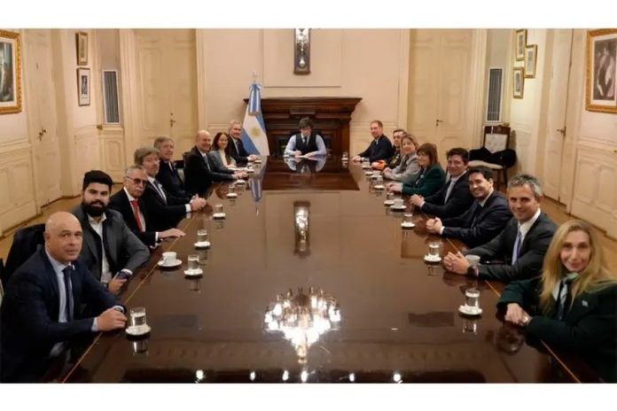 Milei reúne al Gabinete con el Presupuesto 2027 y Malvinas en agenda