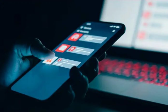 Fingieron ser de una billetera virtual y le robaron más de $8 millones