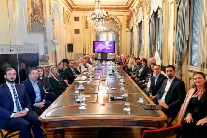 Presupuesto 2027: Milei negocia con gobernadores antes del debate