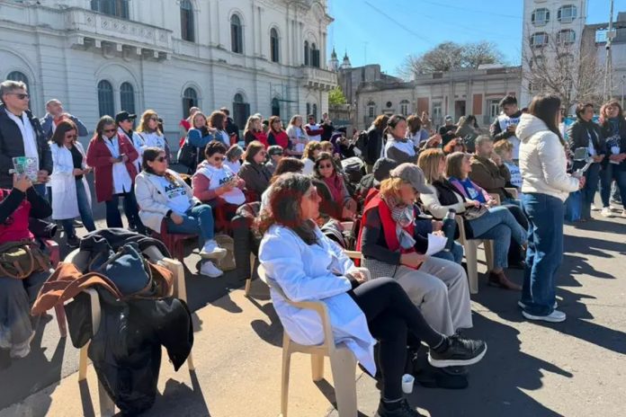 AGMER denuncia 18% de pérdida salarial y lanza su Escuela Itinerante