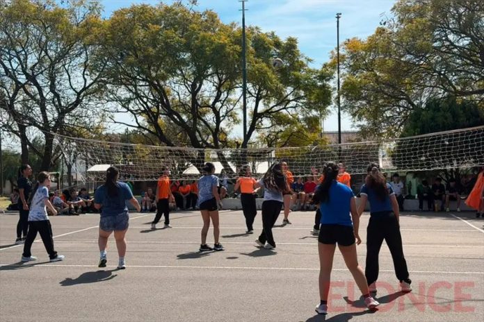 Estudiantina 2026 en Paraná: deportes, baile y trabajo en equipo
