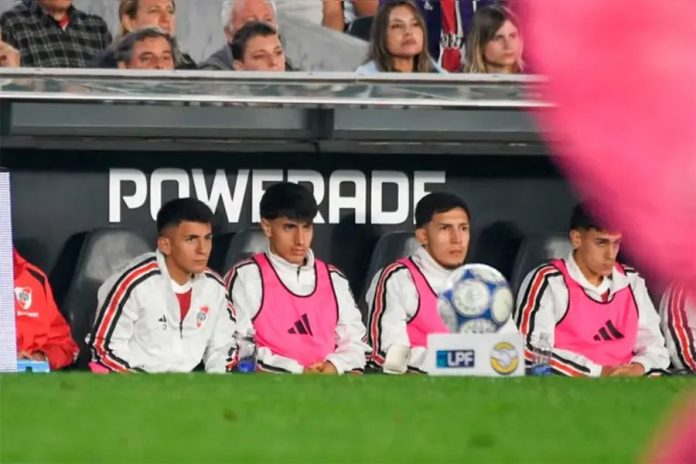 Almada se pierde los amistosos y la despedida de Messi