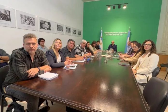 Entre Ríos: gremios rechazaron la oferta y el Gobierno pagará por decreto