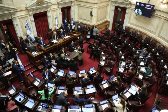 El Senado sancionó el recorte de subsidios al gas en un trámite veloz
